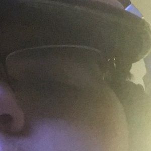 Meet your Posher, Sam